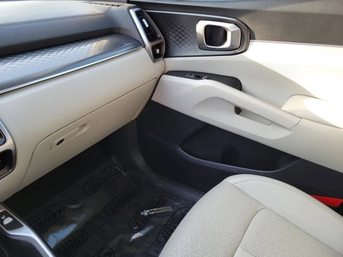Used 2023 Kia Sorento S w/ Panoramic Sunroof Package FWD image 21