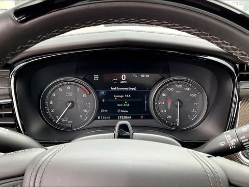Used 2025 Cadillac XT6 Premium Luxury w/ Platinum Package AWD/4WD image 22