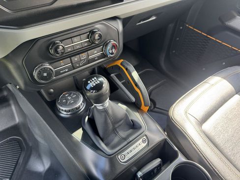 Used 2021 Ford Bronco Badlands AWD/4WD image 13