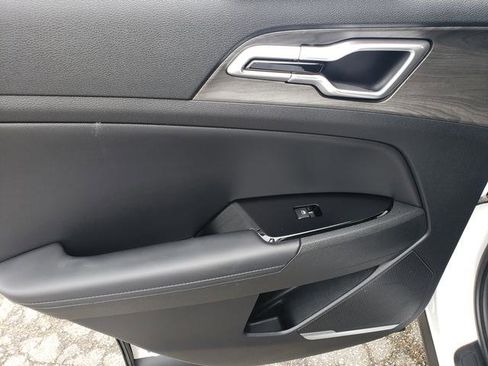 Certified 2023 Kia Sportage X-Line w/ X-Line Premium Package image 14