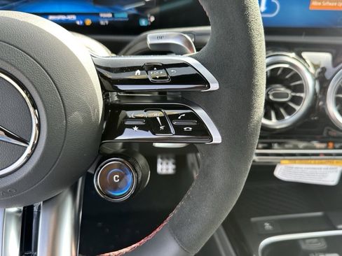 New 2025 Mercedes-Benz CLA 35 AMG 4MATIC image 22