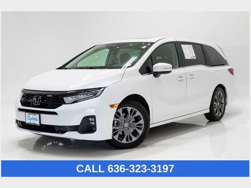 Used 2026 Honda Odyssey Touring image 1