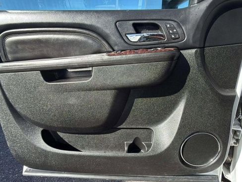 Used 2014 GMC Sierra 3500 Denali image 19