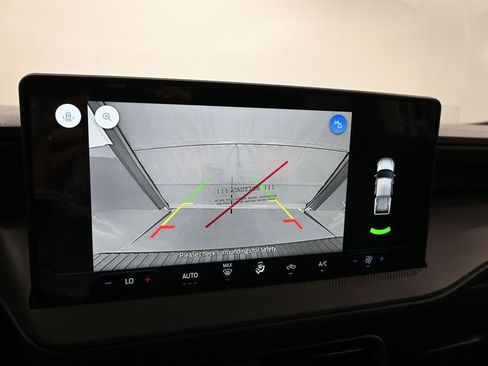 New 2026 Ford Maverick XL AWD/4WD image 17
