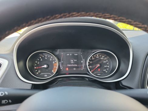 Used 2021 Jeep Compass Latitude FWD image 30