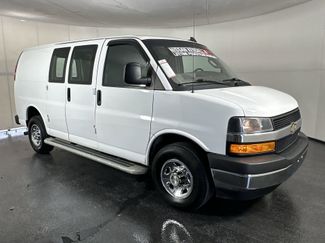 Used 2022 Chevrolet Express 2500 w/ Driver Convenience Package video 2