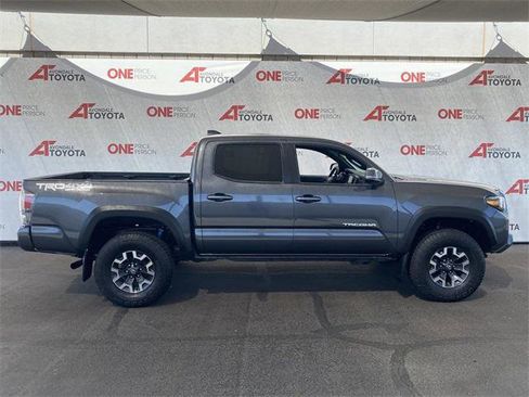 Certified 2023 Toyota Tacoma TRD Off-Road w/ Technology Package AWD/4WD image 2