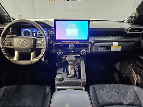 New 2026 Toyota 4Runner 4WD image 9