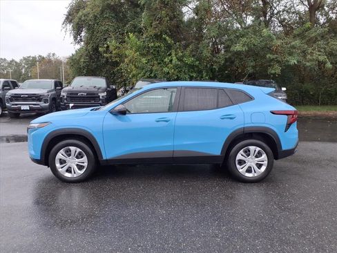 Used 2024 Chevrolet Trax RS w/ Driver Confidence Package image 6