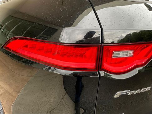 Used 2020 Jaguar F-PACE S AWD/4WD image 23