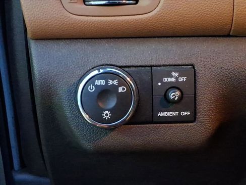 Used 2016 Buick Enclave Premium w/ Experience Buick Package image 11