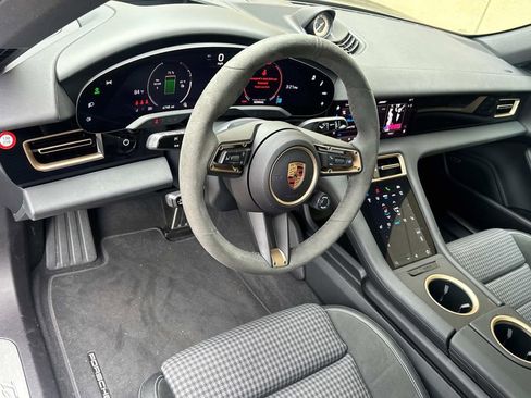 Used 2025 Porsche Taycan 4S image 5