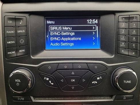 Used 2018 Ford Fusion SE image 25