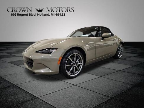 Certified 2023 MAZDA MX-5 Miata Grand Touring RWD image 7