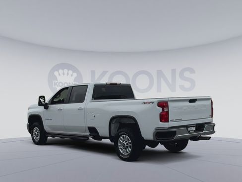 Used 2025 Chevrolet Silverado 2500 LT w/ Convenience Package AWD/4WD image 11