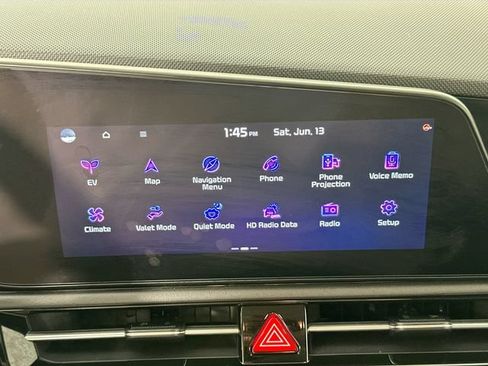 Used 2023 Kia Niro Wind w/ Wind Preserve Package FWD image 12