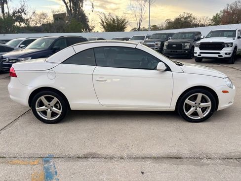 Used 2007 Volkswagen Eos 2.0T FWD image 6