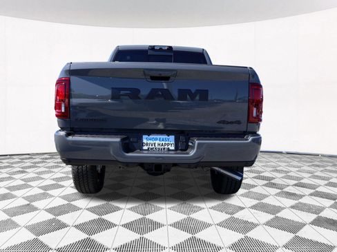 New 2026 RAM 2500 Laramie AWD/4WD image 13