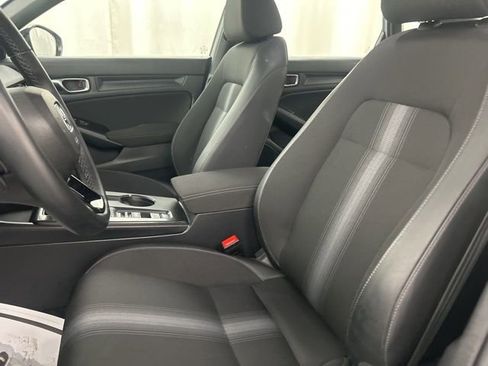 Used 2025 Honda Civic Sport image 9