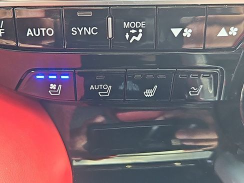 Used 2024 Acura MDX Type S AWD/4WD image 21