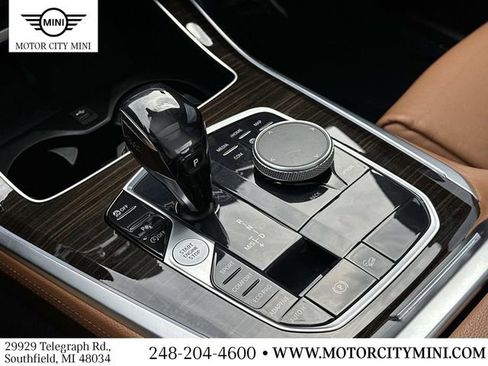 Used 2019 BMW X5 xDrive40i w/ Convenience Package AWD/4WD image 36