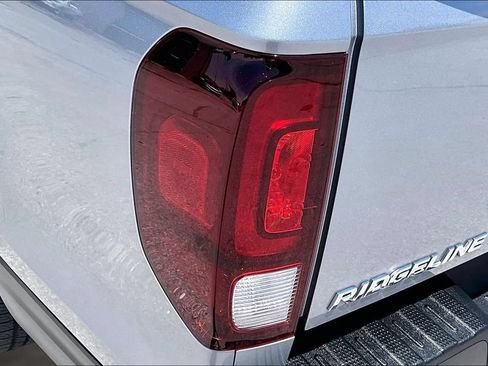 Used 2023 Honda Ridgeline RTL-E image 24