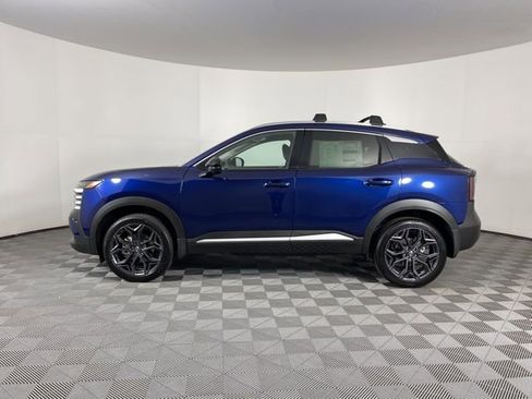 New 2026 Nissan Kicks SR w/ Illumination Package image 6