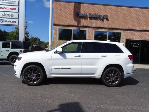Used 2020 Jeep Grand Cherokee High Altitude image 3