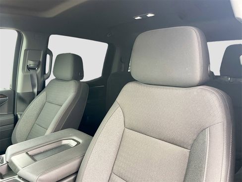 Used 2025 GMC Sierra 1500 Elevation image 12