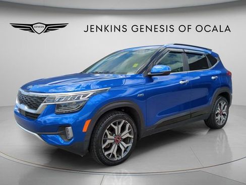 Used 2021 Kia Seltos SX w/ SX Sunroof Package AWD/4WD image 3