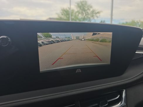 Used 2025 Buick Envista Preferred FWD image 29