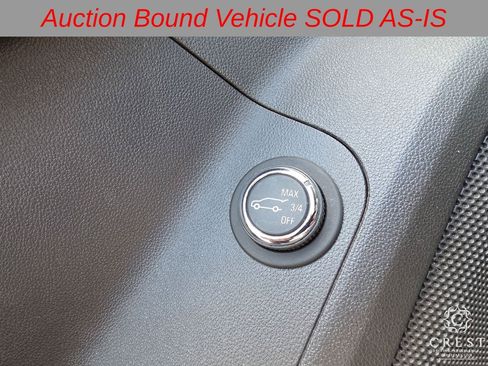 Used 2017 GMC Acadia SLT w/ LPO, Protection Package AWD/4WD image 9