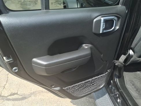 Used 2023 Jeep Wrangler Unlimited Sport AWD/4WD image 17
