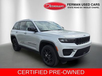 Used 2025 Jeep Grand Cherokee Altitude