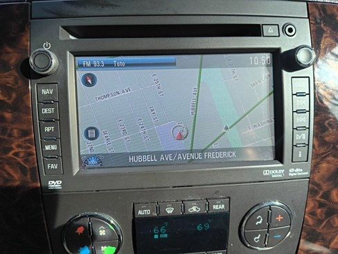 Used 2014 GMC Yukon Denali image 26