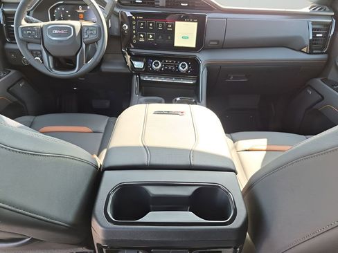 New 2026 GMC Sierra 2500 AT4 w/ AT4 Premium Plus Package AWD/4WD image 25