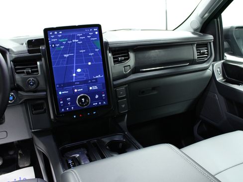 New 2025 Ford F150 Lightning Flash image 19