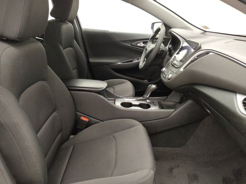 Used 2020 Chevrolet Malibu LS FWD image 19