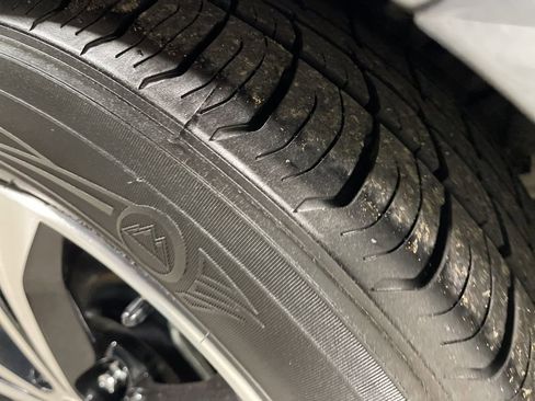 Used 2023 Nissan Sentra SV image 38