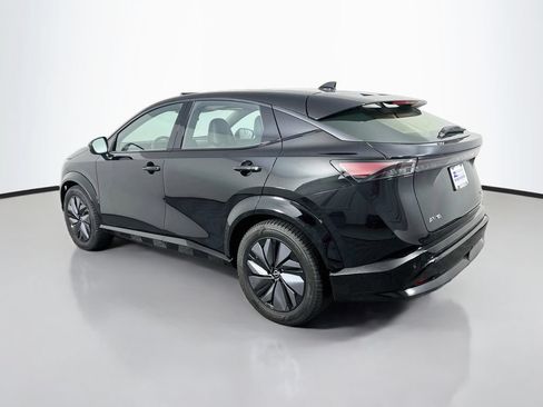 Used 2023 Nissan Ariya AWD image 5