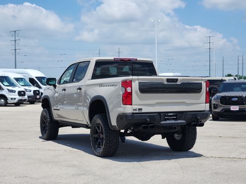 New 2026 Chevrolet Silverado 1500 ZR2 w/ Dark Appearance Package AWD/4WD image 4