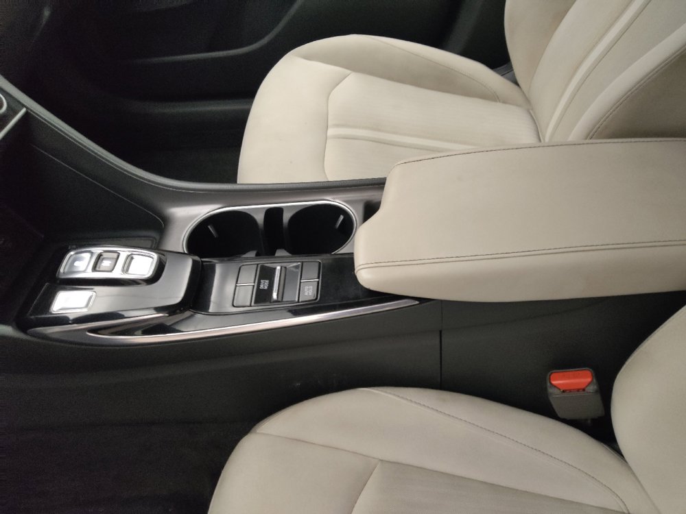 Used 2021 Hyundai Sonata SEL w/ Cargo Package FWD image 26