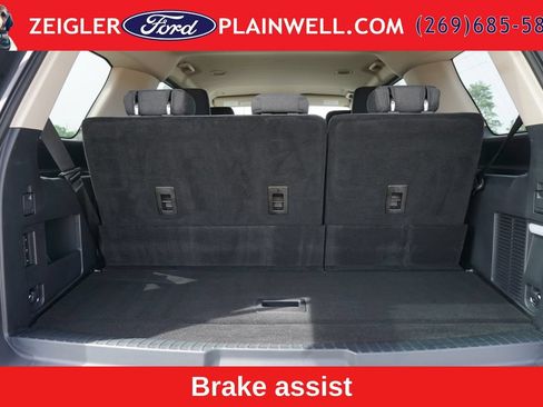 Used 2024 Ford Expedition XLT AWD/4WD image 10