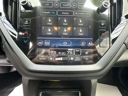 Used 2024 Subaru Ascent Onyx Edition Limited image 19