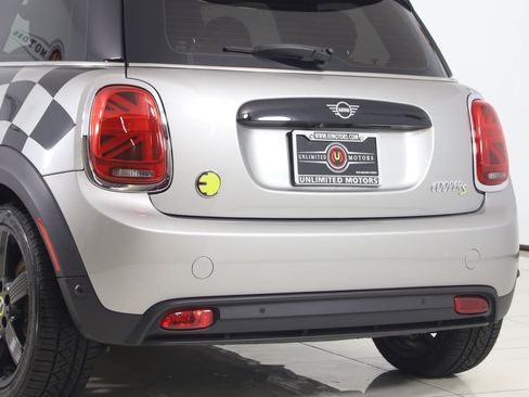 Used 2024 MINI Cooper SE FWD image 25