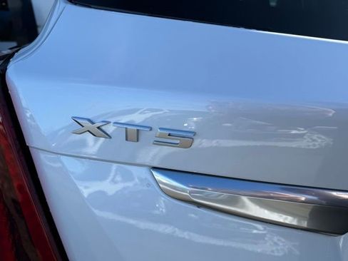 New 2026 Cadillac XT5 Premium Luxury w/ LPO, Floor Liner Package image 5