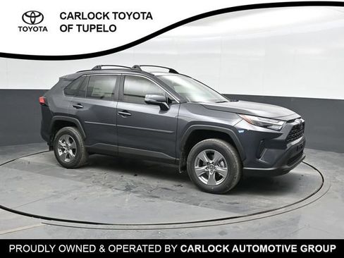 Used 2025 Toyota RAV4 XLE w/ Convenience Package image 5