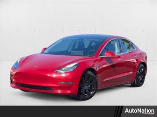 Used 2018 Tesla Model 3 Long Range image 1