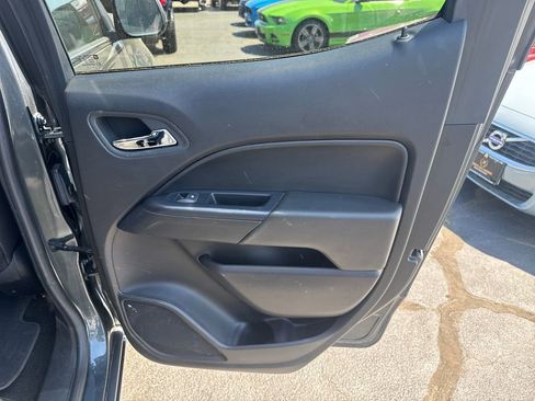 Used 2017 Chevrolet Colorado LT w/ LT Convenience Package AWD/4WD image 32
