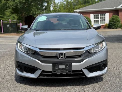 Used 2017 Honda Civic EX image 8